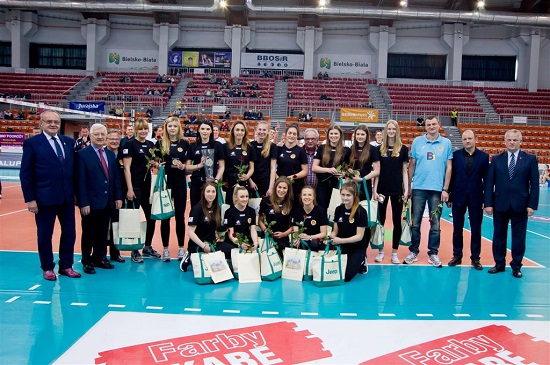 Dekoracja juniorek BKS Aluprof w obiektywie